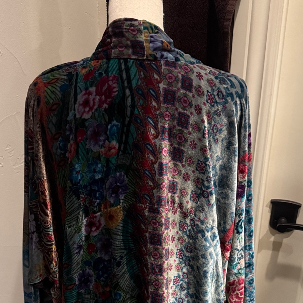 Johnny Was Multicolor Patterned Cardigan - Picture 7 of 16
